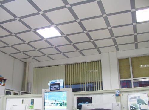 教室鋁扣板價格-教室鋁扣板吊頂效果圖-教室鋁扣板吊頂圖片