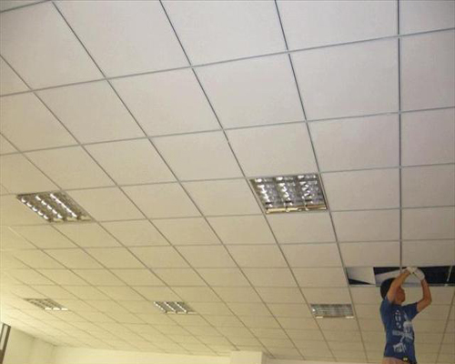 鋁扣板批發公司-佛山鋁扣板批發廠家教你鋁扣板吊頂怎么拆
