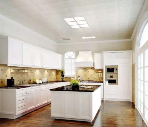 鋁扣板越厚越好嗎-集成鋁扣板越厚越好