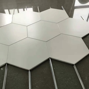 防風鋁扣板-工裝鋁扣板廠家來揭秘