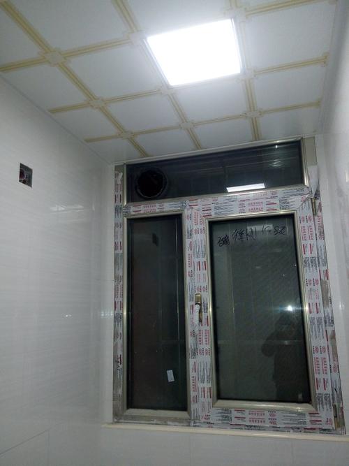 客廳吊鋁扣板好嗎-客廳鋁扣板吊頂廠家教你客廳吊頂這樣裝