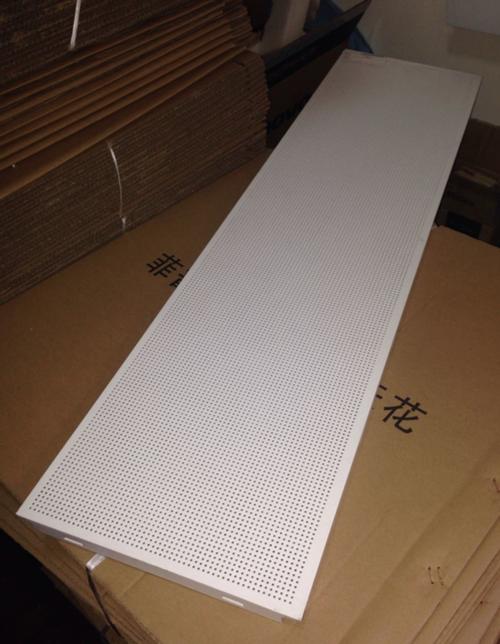 福州鋁扣板品牌-南寧鋁扣板廠家教你安裝色彩搭配小技巧