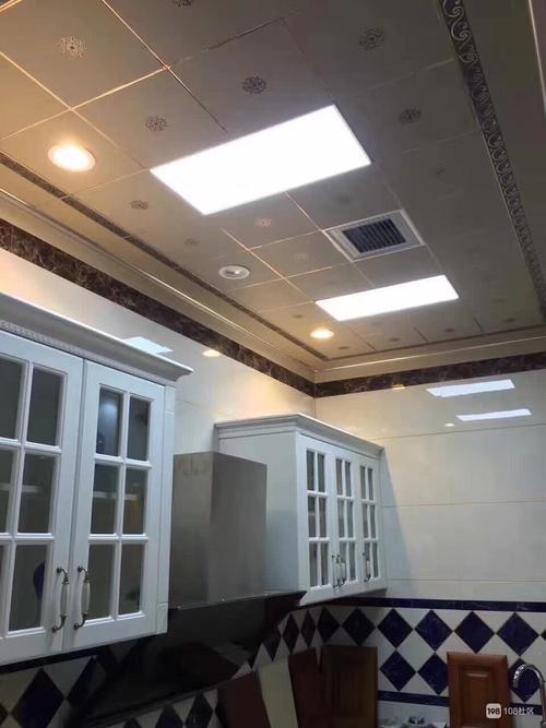 湖北巨益集成吊頂-鋁扣板集成吊頂VS傳統天花吊頂大PK