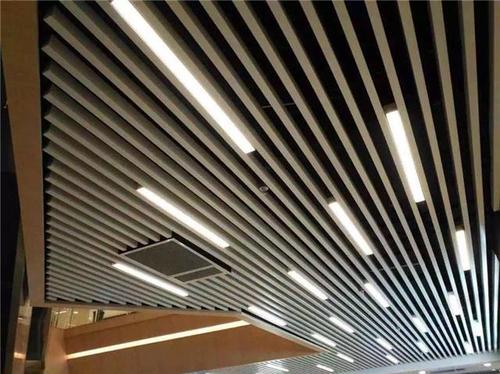 烏魯木齊鋁扣板廠-烏魯木齊鋁扣板批發-烏魯木齊鋁扣板吊頂價格