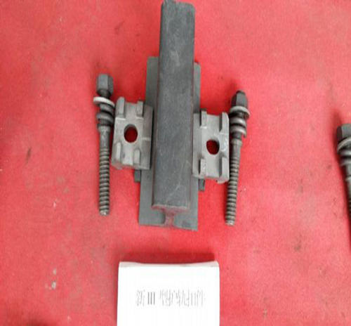 護軌鋁扣板-客廳鋁扣板吊頂廠家