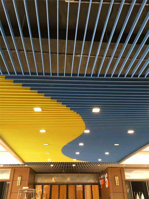 彩色鋁扣板-衛生間鋁扣板吊頂廠家教你