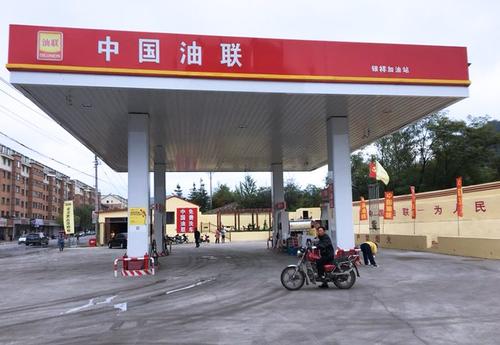 白色條形鋁扣板-什么是條形鋁扣板吊頂