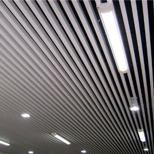 深鋁方通批發-鋁扣板批發廠家之食堂吊頂用什么材料呢