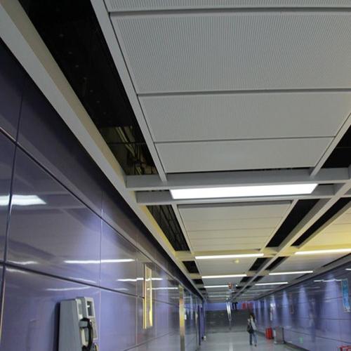 鋁單板還是鋁鋼板-鋁單板鋁扣板廠家告訴你