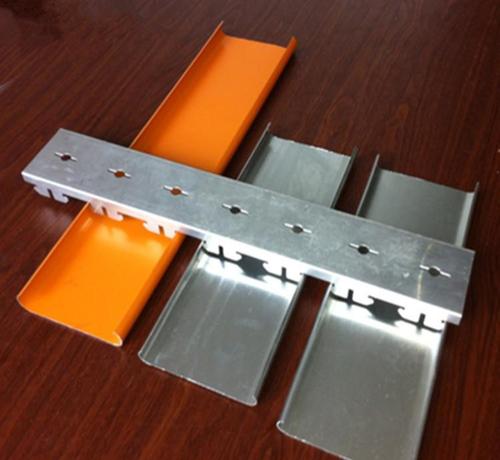 型鋁扣板圖片-鋁扣板吊頂怎么拆