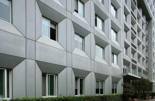 鋁板與方型鋁扣板-鋁方板與鋁扣板吊頂-v型鋁扣板規格與厚度