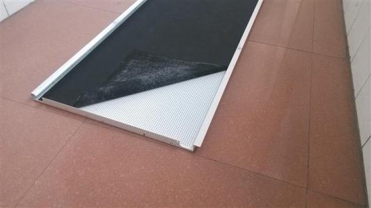 鋁條鋁扣板廠-跟著廚房鋁扣板吊頂廠家學廚房維護小技巧