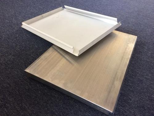 辦公樓鋁扣板吊頂-辦公室鋁扣板吊頂優點