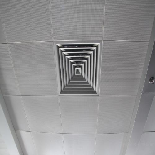 鋁扣板天花廠-要知道鋁天花一平多少錢