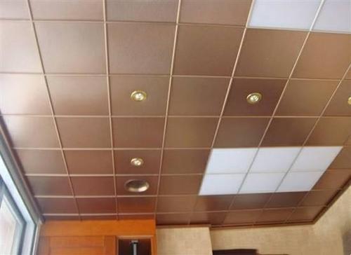 廚房鋁扣板什么圖案好看-廚房鋁扣板吊頂廠家教你廚房鋁扣板怎么選