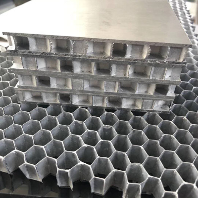 輕質鋁扣板-鋁扣板生產廠家告訴你