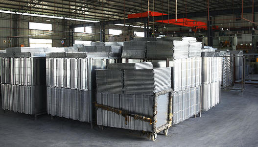 大型鋁扣板批發-鋁扣板批發廠家來解答