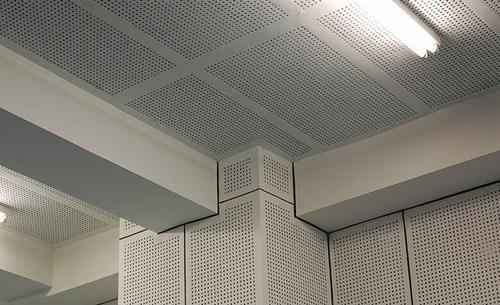 福安鋁扣板批發-機房微孔鋁扣板吊頂怎么樣