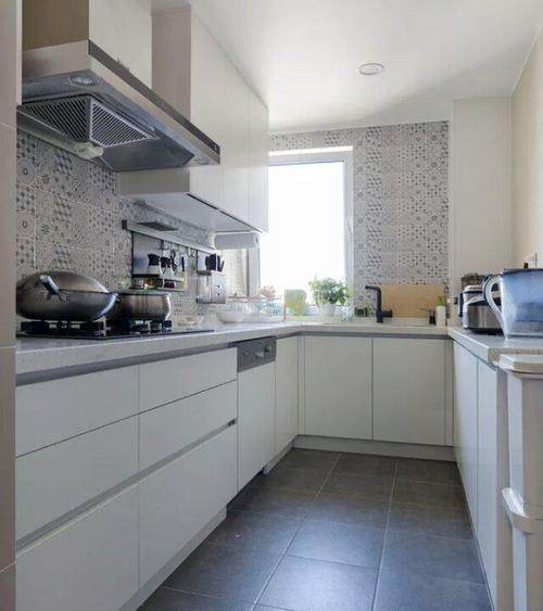 廚衛吊頂鋁扣板花多少錢-吊頂又要多少錢一平