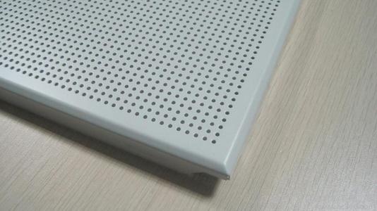 無錫集成吊頂批發-跟著鋁扣板批發廠家來看看鋁扣板吊頂怎么驗收吧