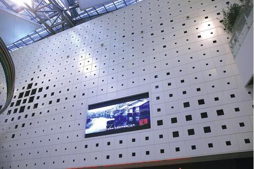 青州幕墻廠鋁單板-淺談幕墻鋁單板的使用優勢及特點