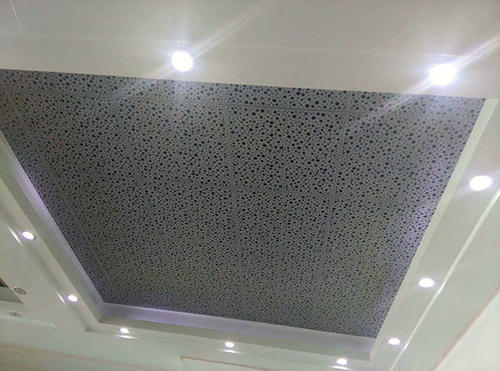廚衛吊頂鋁扣板費用-廚衛吊頂漏水不能用了