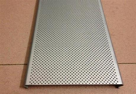 條形鋁扣板寬度-鋁扣板邊條的寬度-鋁扣鋁條扣寬度