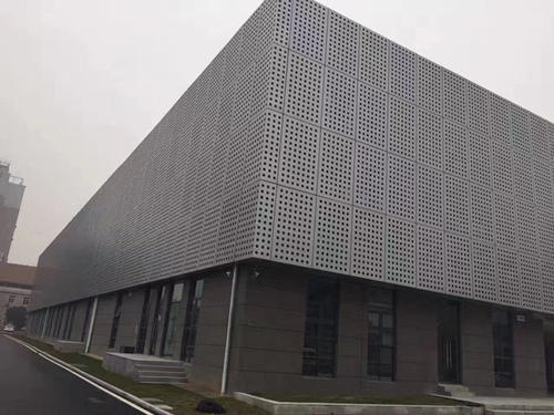 大廈鋁扣板-廣州天倫控股大廈