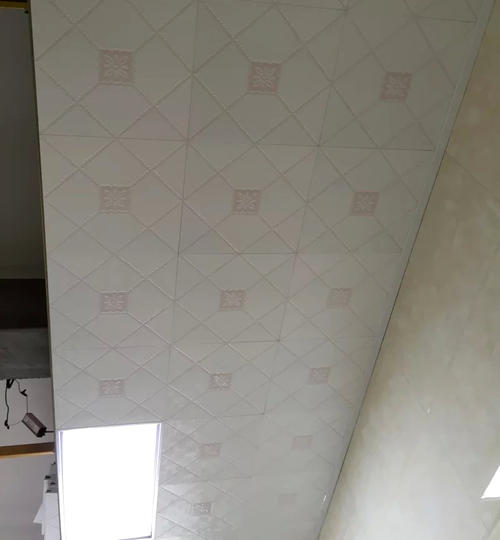 壓型集成吊頂-廚房、衛生間吊頂使用的鋁扣板如何挑選