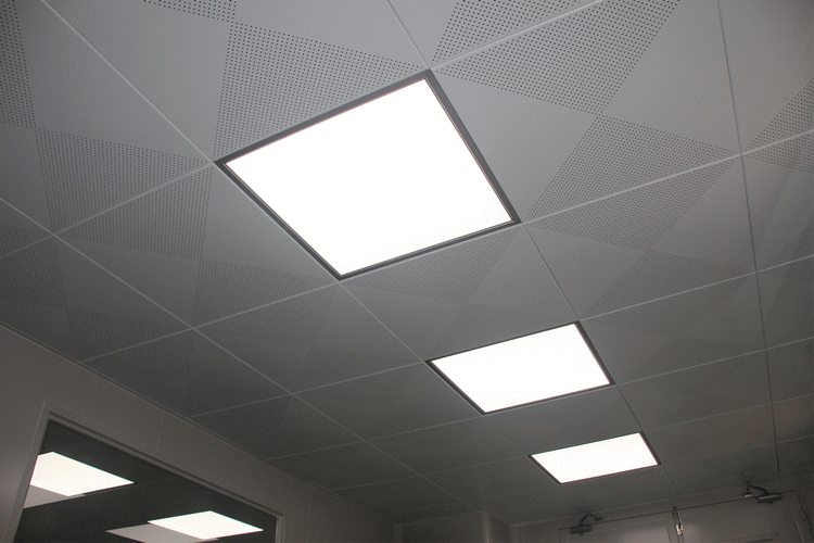 鋁扣板制造商-辦公室吊頂應該選擇鋁扣板還是鋁單板