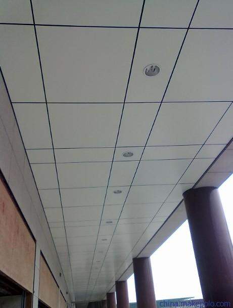 條形鋁扣板工藝-鋁扣板生產廠家教你參透鋁條扣價格