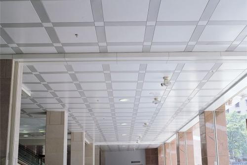 集成吊頂板面多大-佛山集成吊頂廠家講解鋁扣板集成吊頂價格