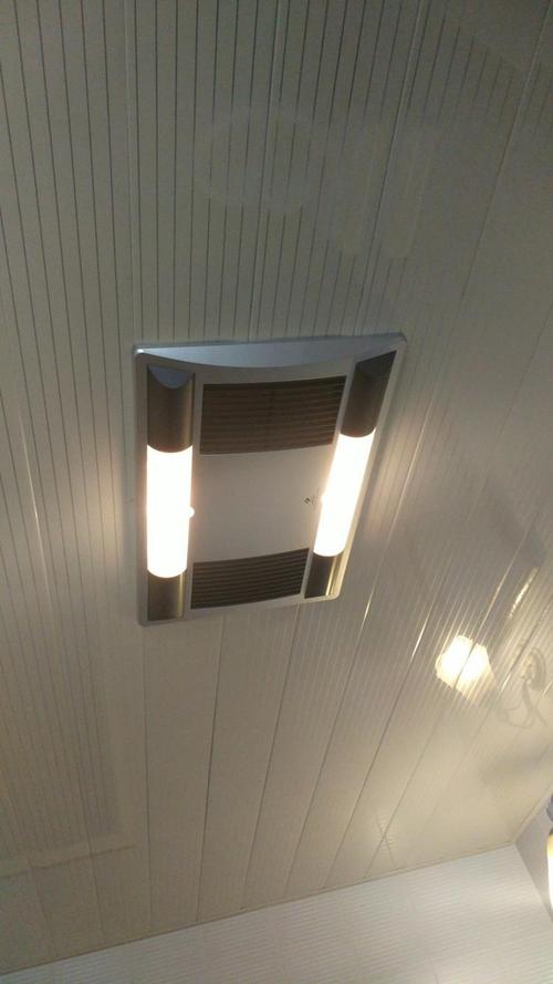 鋁合金條形鋁扣板-鋁扣板生產廠家教你參透鋁條扣價格