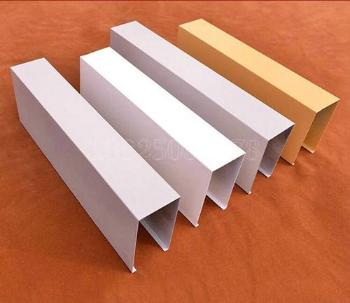 u型集成吊頂-跟著U型鋁方通廠家來看看鋁方通吊頂效果圖