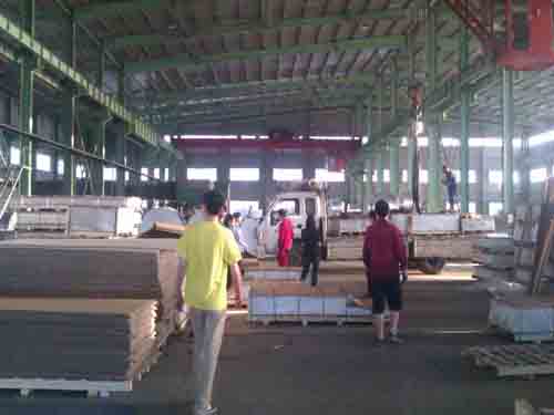 運城鋁扣板批發-鋁扣板批發廠家之食堂吊頂用什么材料呢