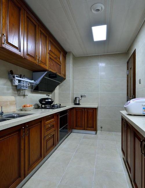 中式廚房鋁扣板-廚房鋁扣板吊頂廠家教你廚房鋁扣板怎么選