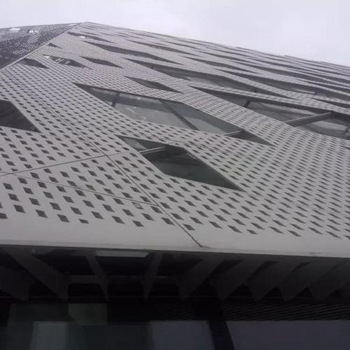 鋁扣板吊頂廠家聯系方式-客廳鋁扣板吊頂廠家帶你看