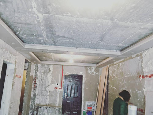 鋁扣板吊頂客廳圖-客廳鋁扣板吊頂效果圖