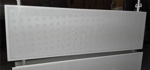 3米長鋁扣板-鋁扣板生產廠家來盤點盤點