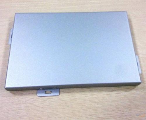 昆明鋁單板吊頂-鋁方通、鋁掛片、鋁格柵吊頂的區別