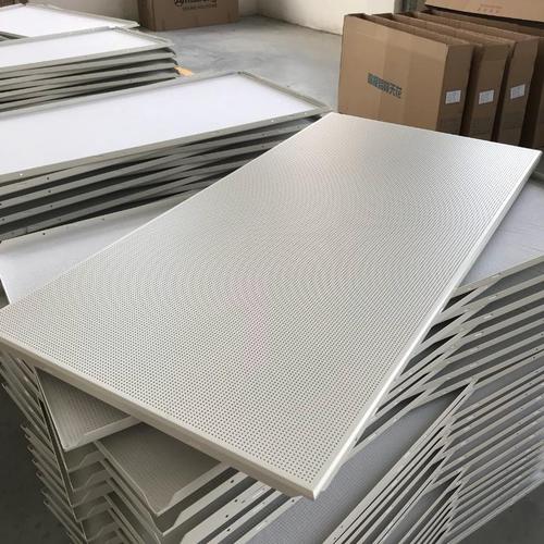 鋁合金方板吊頂-方形鋁扣板與鋁合金方板區別-鋁合金方板吊頂與鋁扣板區別