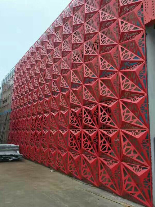 外墻鋁單板折彎-鋁單板的制造工藝注意事項