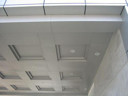 佛山內裝鋁單板-佛山鋁天花廠家教你格柵材料怎么選