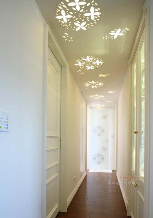 鋁扣板屬于金屬板嗎-鋁扣板吊頂屬于金屬材質嗎-鋁扣板屬于金屬板還是金屬復合板