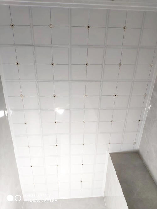 1毫米厚集成吊頂-鋁扣板批發廠家講講集成鋁扣板吊頂多少錢