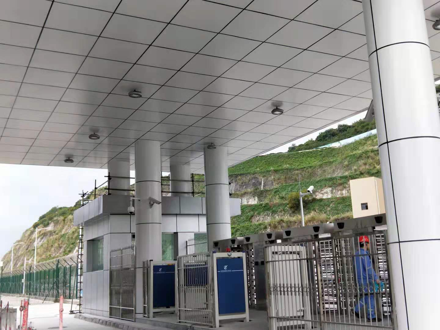 幕墻鋁單板的規格厚度