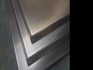 廣東佛山鋁扣板吊頂廠家-廣東鋁天花廠家講鋁扣板吊頂怎么裝的平