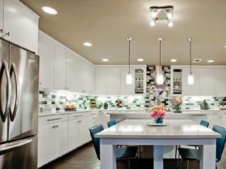 廚衛吊頂的鋁扣板要怎么樣好-廚衛鋁扣板廠家講廚衛吊頂安裝一定要注意這幾點