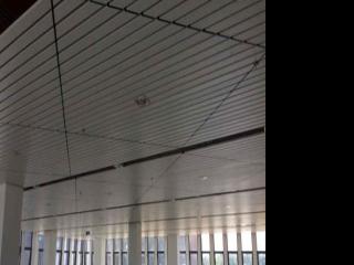 辦公室吊頂鋁扣板尺寸-中央空調鋁扣板吊頂一般吊多高呢