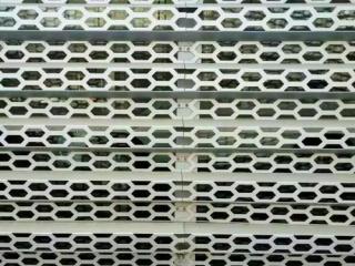 外墻條狀裝飾鋁扣板-外墻鋁扣板廠家帶你選擇